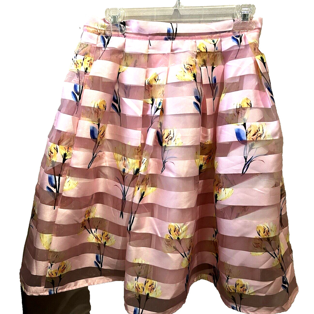 Women’s CQ By CQ Blush Pink and Yellow Floral Lined A Line Skirt in Size Large